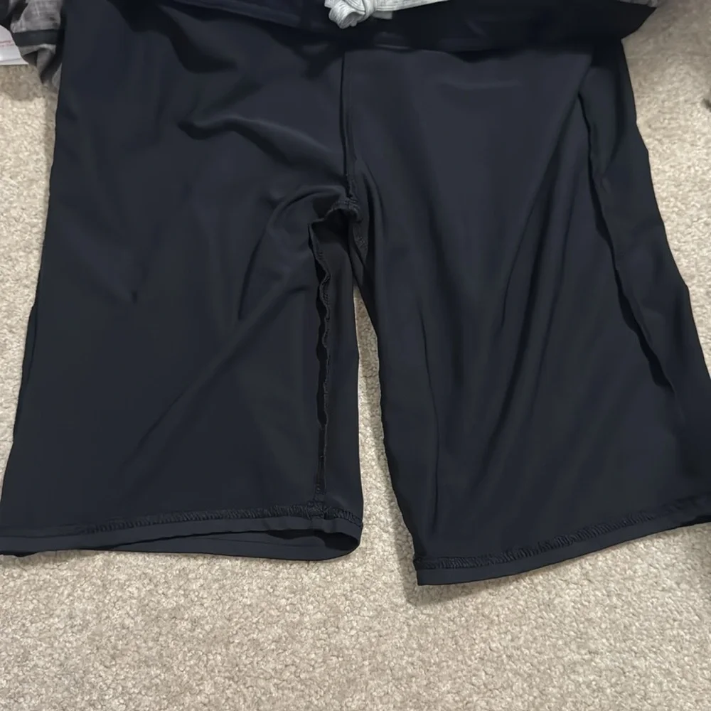 Vuori Stockton Short Gray Ripstop 2-in-1 Workout Gym Athleisure Yoga-Large